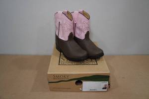 lot 172 image: Smoky Mountain Boots -Toddler Size 8