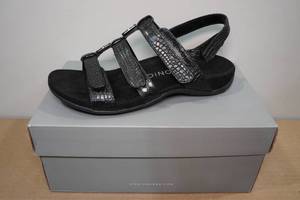lot 179 image: Vionic Amber Sandals -Size 8