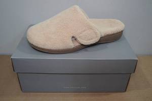 lot 184 image: Vionic Indulge Gemma Slippers -Size 8