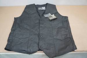 lot 206 image: USA Bikers Dream Apparel Vest -Size Medium