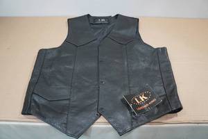 lot 207 image: Leather King Vest -Size 44