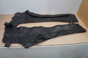 lot 211 image: Adjustable Waist Leather Chaps