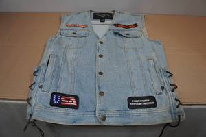 lot 228 image: Diamond Plate Jean Vest -Medium