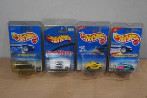 lot 278 image: 4 Hot Wheels Hot Rod Cars - Ford Delivery, Neet Streeter, 3 Window 34