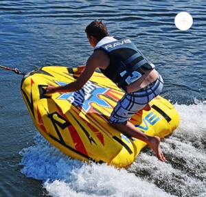 lot 1B image: Rave Sports Razor 1-2 Riders Towable Tube