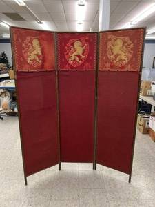 lot 11 image: Antique 3 Panel Folding ScreenRoom Divider