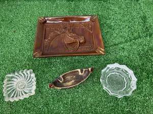 lot 62 image: Ashtrays