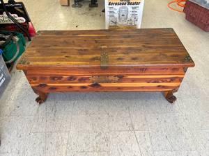lot 77 image: Cedar Chest