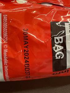 lot 70 image: ID 2 - Lot of 12 Mini Chips Ahoy Big Bags - Chewy