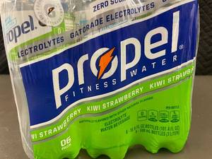 lot 457 image: Propel Fitness Water Kiwi Strawberry - 12 Pack