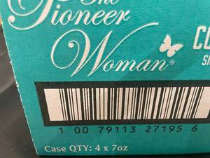 lot 479 image: The Pioneer Woman Spicy Cowgirl Snack Mix 8 x 7oz
