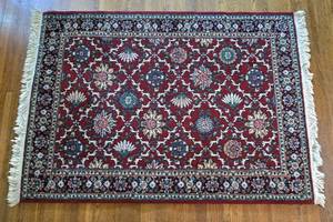 lot 32 image: Colorful Isis Area Rug