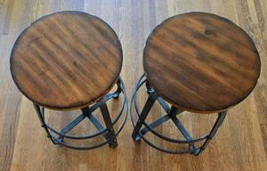 lot 33 image: Pair of Industrial-Design Kitchen Stools