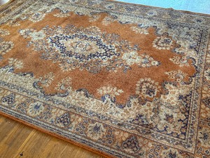 lot 15 image: Vintage Area Rug