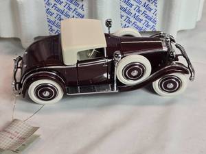 lot 11 image: 1925 Hispano-Suiza Kelner H6B  Franklin Mint Metal Die Cast Car 124 Scale