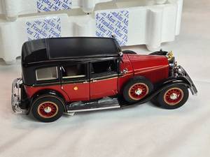 lot 17 image: 1935 Mercedes-Benz 770K Grosser Franklin Mint Metal Die Cast Car 124 Scale