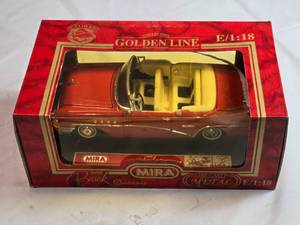 lot 42 image: Mira Golden Line 1955 Buick Century Convertible 118 Scale Diecast Model in Red