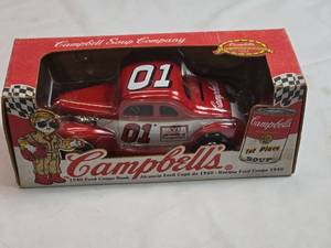lot 54 image: Campbells Soup Company 1940 Ford Coupe Bank Diecast Model
