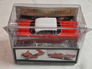 lot 57 image: Gold Series 1957 Chevy Bel Aire 118 Scale Diecast Model in Red