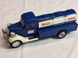 lot 115 image: Wilco Gasoline Truck with OnOff Switch - Untested