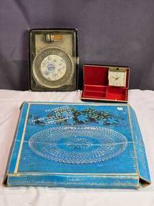 lot 156 image: Indiana Glass Company Diamond Point Hostess Plate, Wine Stopper, Clock