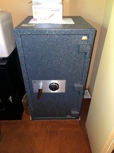 lot 7 image: AMSEC Heavy-Duty Safe with Dial Combination Lock