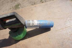 lot 69 image: Burgess Model 1443 Propane Insect FoggerRepeller
