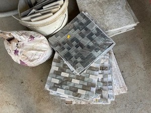 lot 154 image: Lot of WallFloor Tile In Assorted Sizes, Styles and Colors