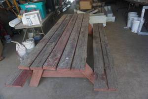 lot 263 image: 7 Wood Picnic Table