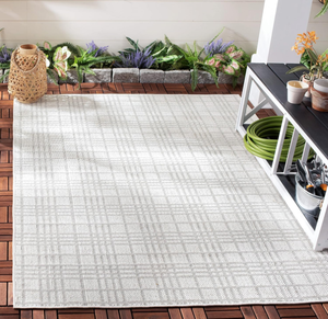 lot 95 image: Safavieh Bermuda Collection Area Rug Machine Washable IndoorOutdoor