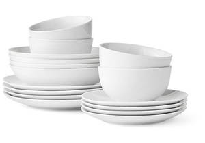 lot 226 image: LOT OF 2 16PCS Members Mark Porcelain Dinnerware Set