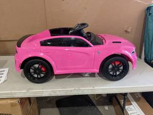 lot 345 image: 12V 7Ah Kids Electric Ride on Car, Licensed Dodge Charger SRT Hellcat