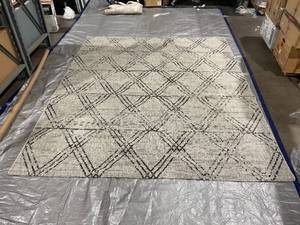 lot 96 image: Safavieh Frontera GreyBlack Area Rug