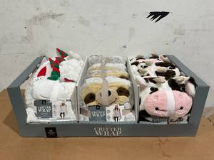 lot 103 image: LOT OF 12 Members Mark-Cozy Critter Wrap, 43 x 81