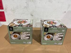 lot 114 image: LOT OF 2 16PCS Members Mark Porcelain Dinnerware Set