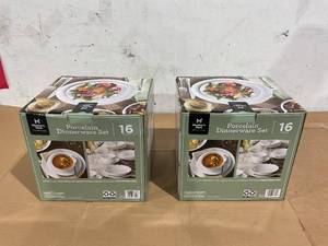 lot 116 image: LOT OF 2 16PCS Members Mark Porcelain Dinnerware Set