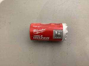 lot 517 image: Milwaukee 1-18 Hole Dozer Bi-Metal Hole Saw