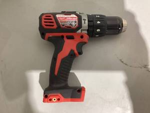 lot 525 image: Milwaukee M18 18-Volt Lithium-Ion 12 Cordless Hammer Drill