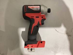 lot 527 image: Milwaukee M18 2850-20 18-Volt 14 Brushless Impact Driver
