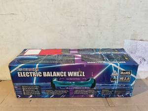 lot 259 image: Hoverstar Flash Wheel Hoverboard 6.5 In., Bluetooth Speaker with LED Light