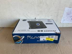 lot 14 image: Planet Audio TR3000.1D Monoblock Car Sub Amplifier, 3000 Watts, 1 Ohm Stable