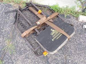 Rivers Edge Deer Stand
