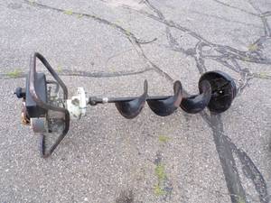 10 Jiffy Ice Auger Consignor state Runs