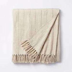 lot 30 image: 60x86 Oversized 100% Cotton Bed Throw - Threshold designed with Studio McGee-Cream