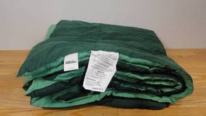lot 55 image: Room Essentials Reversible Comforter-TwinFull-Green Light Green