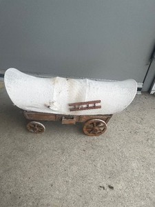 lot 37 image: Covered Wagon