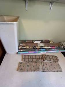 lot 165 image: Level 4 - Assorted Wrapping Paper and Gift Wrap Lot
