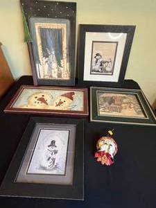 lot 172 image: Level 4 - Lot of 6 Framed Snowman Themed Artworks and 1 Snowman Ornament