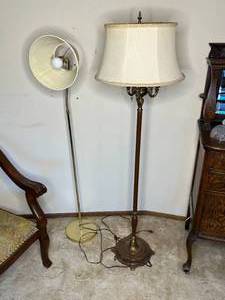 lot 112 image: Level 3 - Lot of 2 Floor Lamps with Lampshades