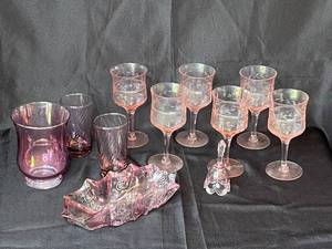 lot 115 image: Level 3 - Lot of Pink Glassware with Assorted Designs